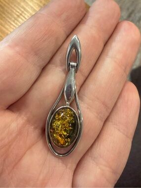 Sterling Silver Amber Teardrop Pendant